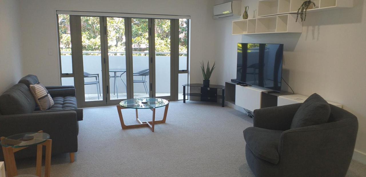 Apartment Twelve Taupo Bagian luar foto