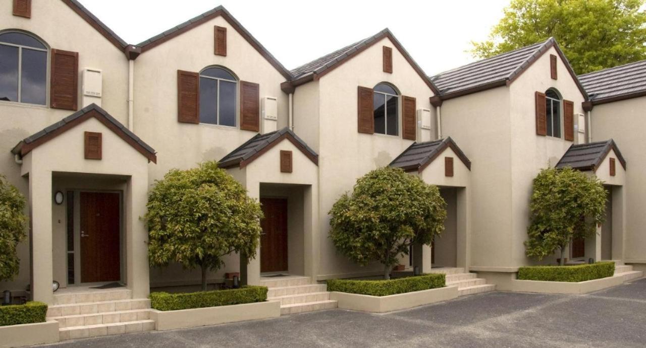 Apartment Twelve Taupo Bagian luar foto